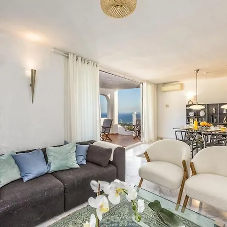 דירה 103-penthouse Apartment, Stunning Views, *