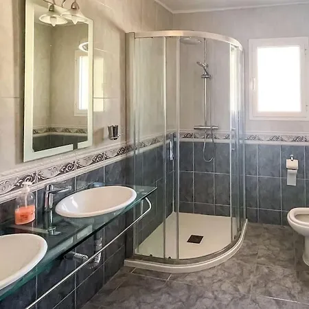 Апартаменти 103-penthouse Apartment, Stunning Views,